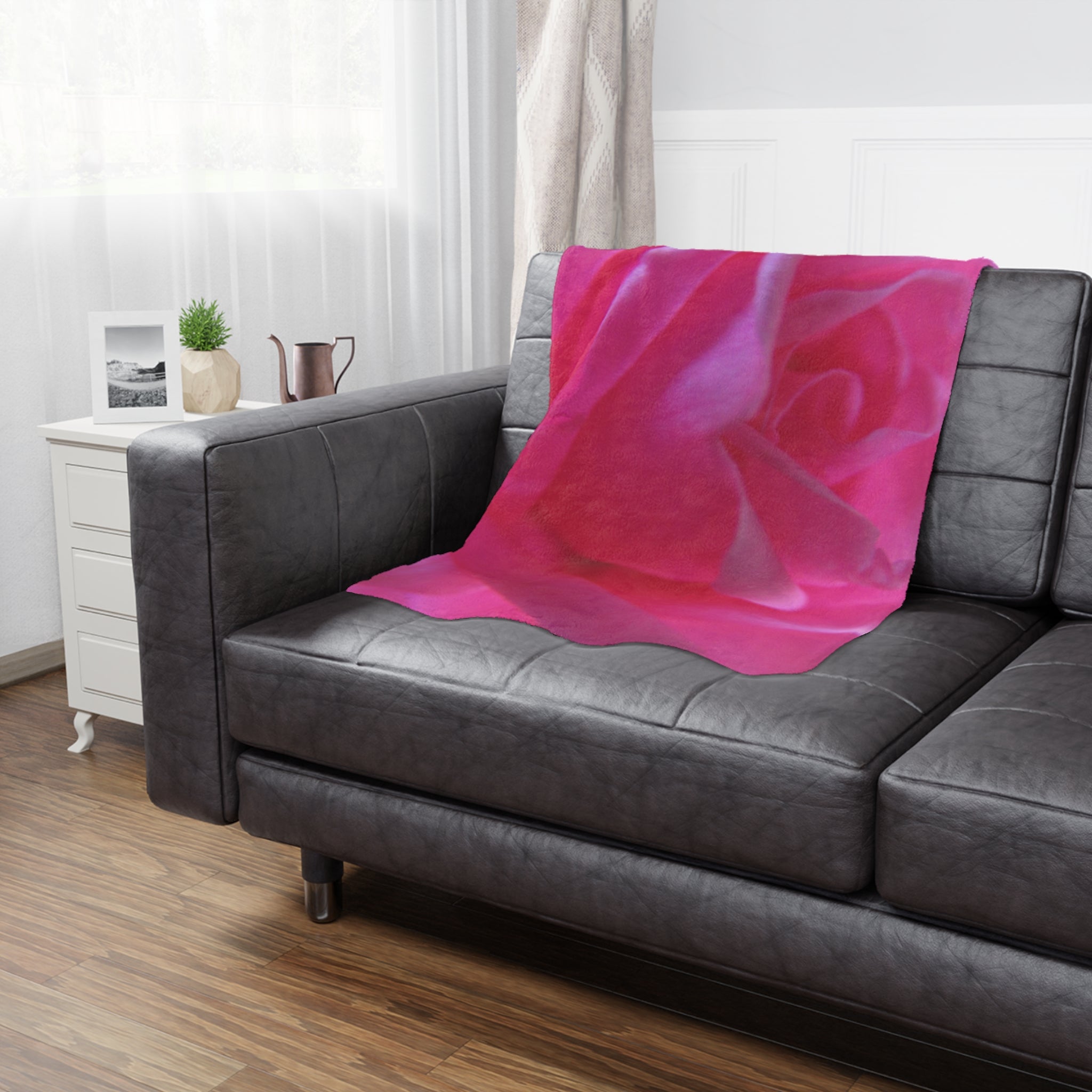 Realistic Vibrant Pink Rose Minky Blanket - Luxurious Garden Comfort Bedding | Blossom Blankets