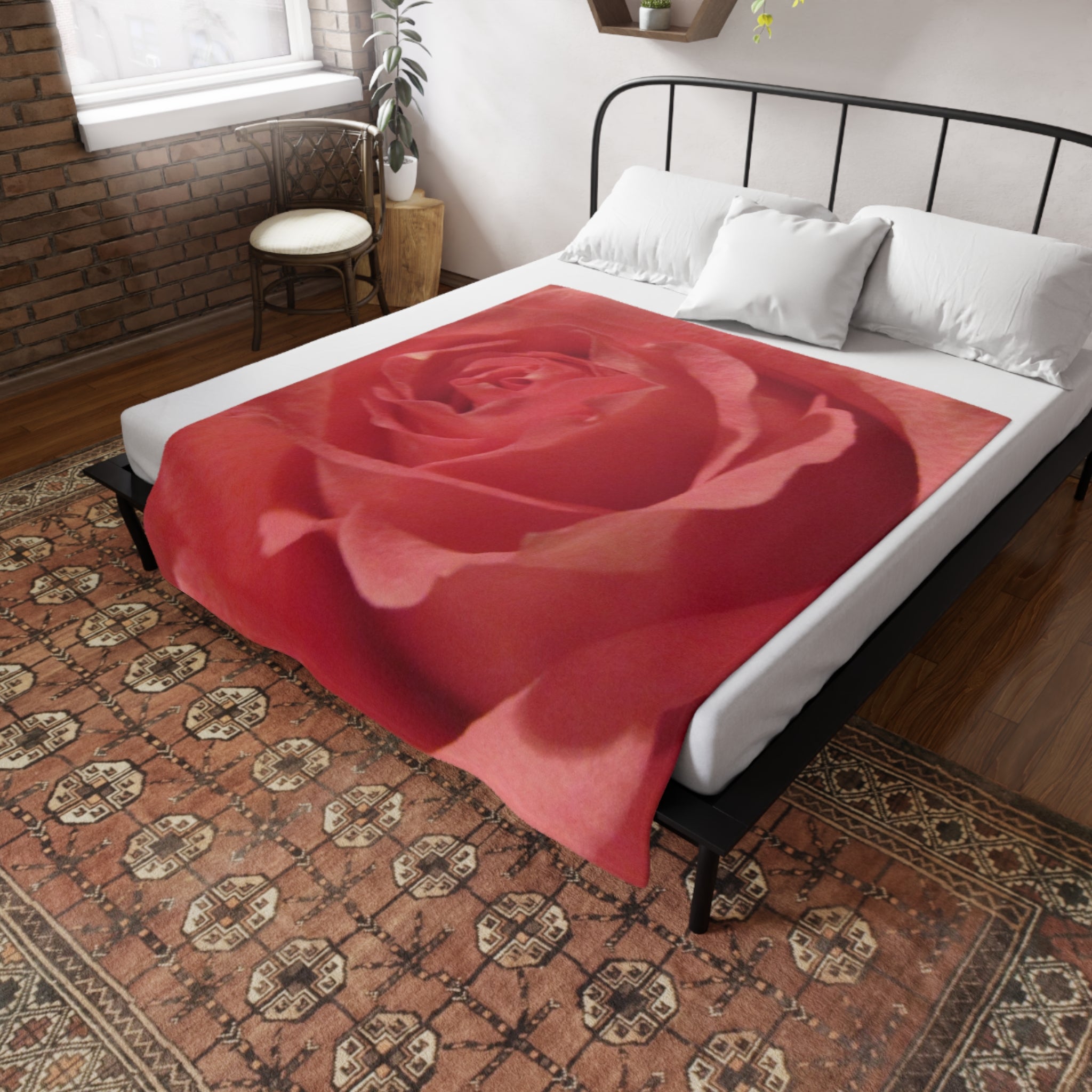 Rose-Themed | Plush Fleece Blanket | Blossom Blankets