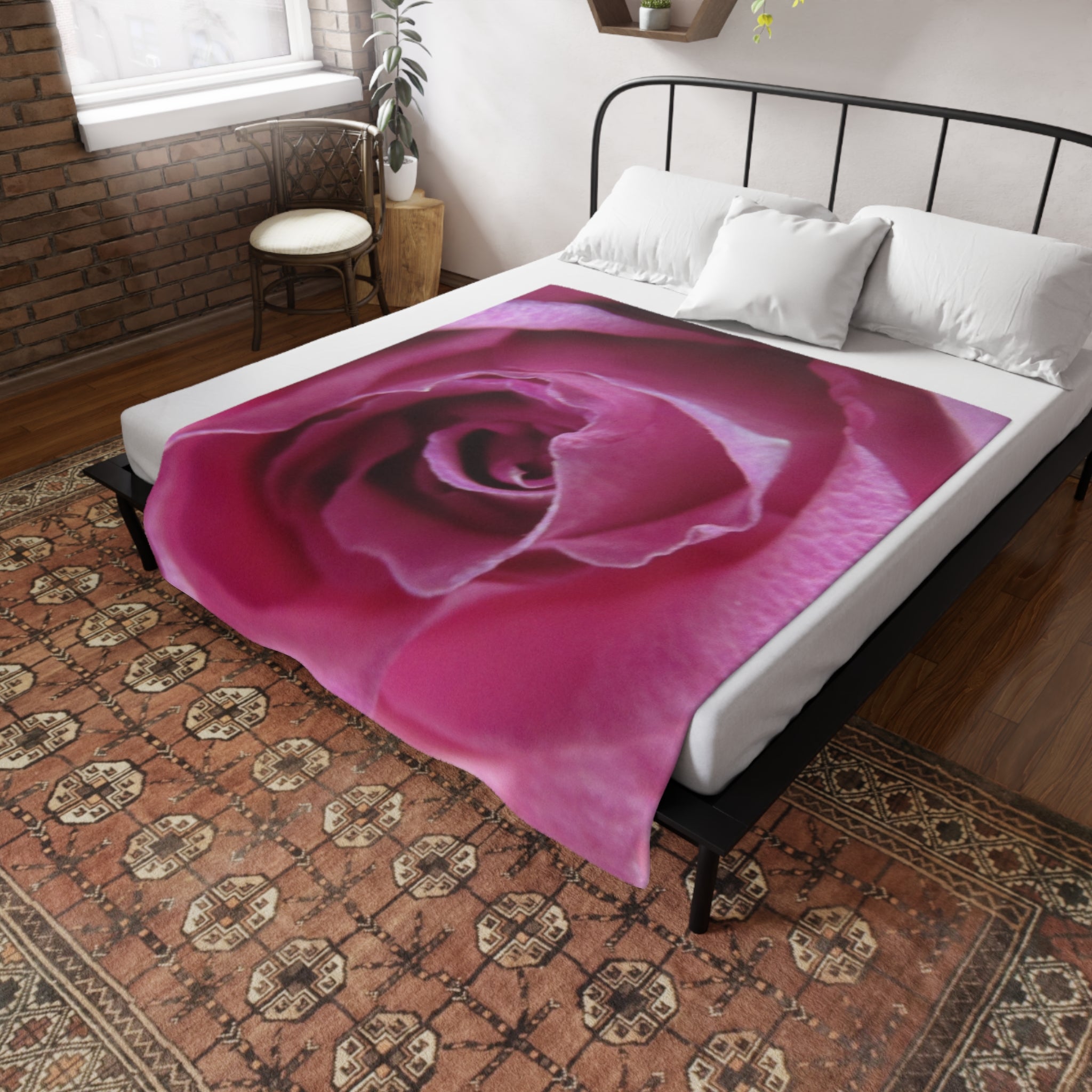Realistic Single Rose Plush Fleece Blanket - Luxurious Garden Comfort Bedding | Blossom Blankets