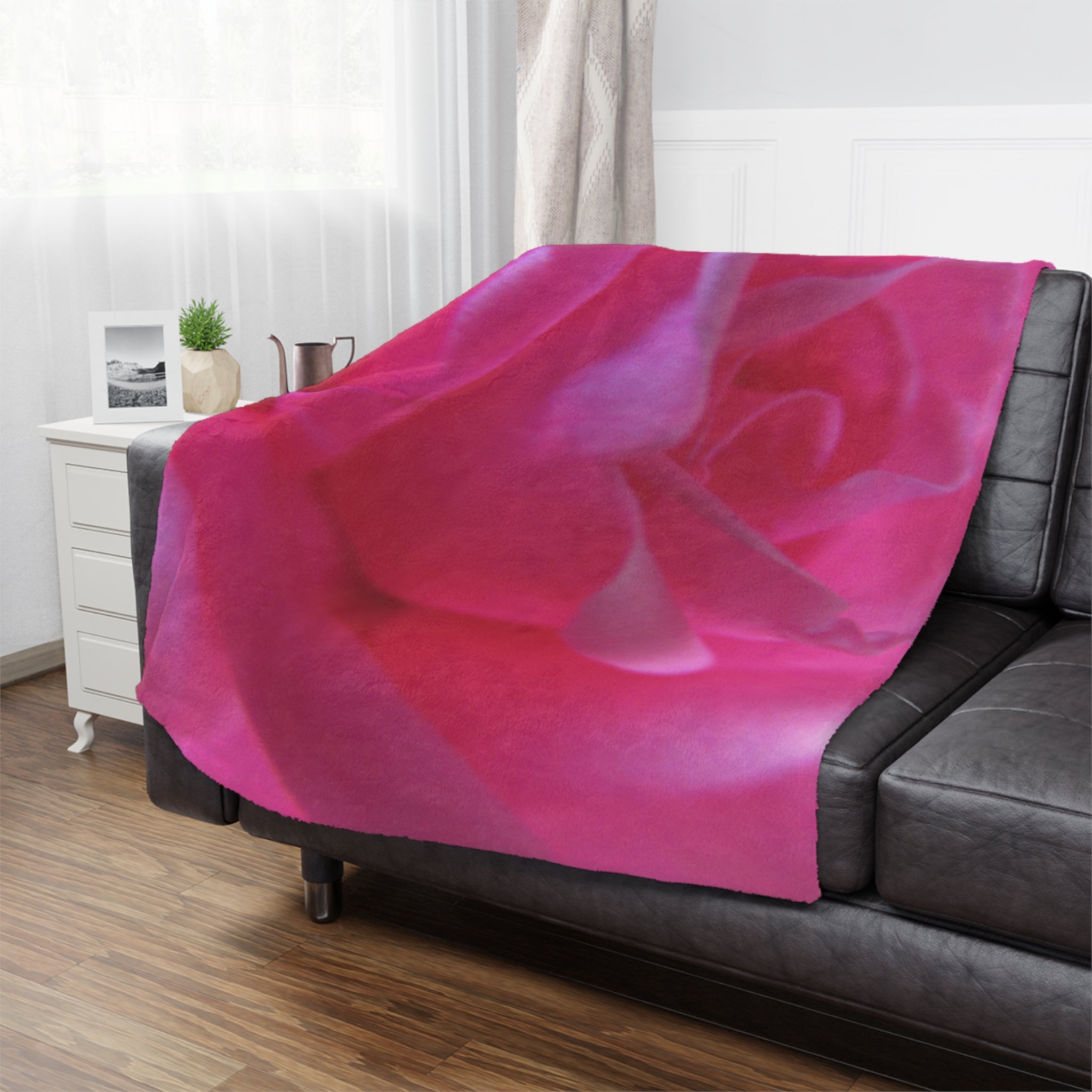 Realistic Vibrant Pink Rose Minky Blanket - Luxurious Garden Comfort Bedding | Blossom Blankets