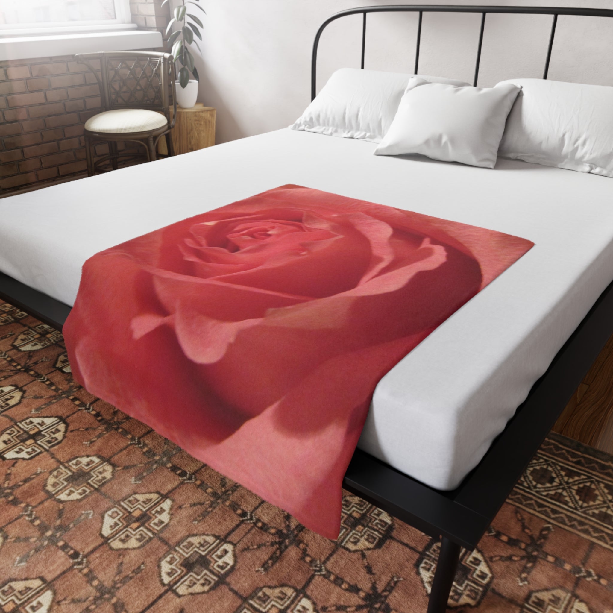 Rose-Themed | Plush Fleece Blanket | Blossom Blankets