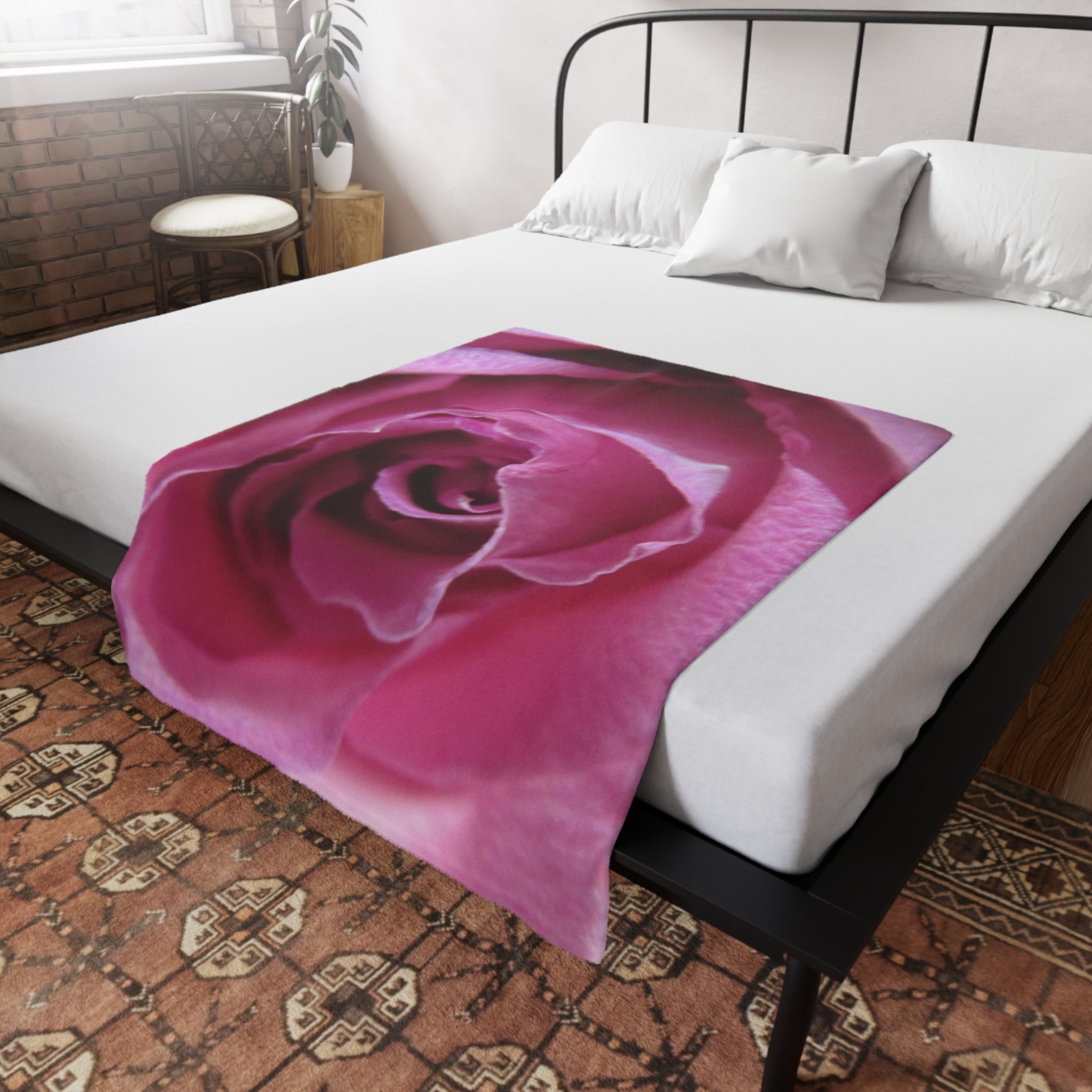 Realistic Single Rose Plush Fleece Blanket - Luxurious Garden Comfort Bedding | Blossom Blankets